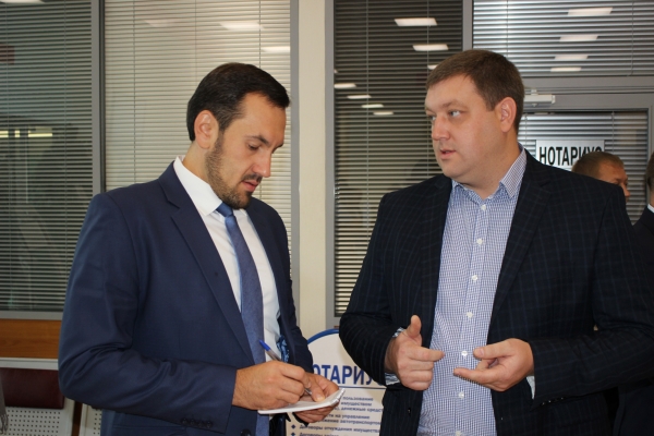 Республика Крым выходит на всероссийские стандарты обслуживания в учётно-регистрационной сфере — Александр Спиридонов - «Госкомрегистр»