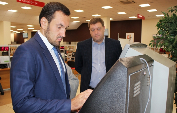 Республика Крым выходит на всероссийские стандарты обслуживания в учётно-регистрационной сфере — Александр Спиридонов - «Госкомрегистр»