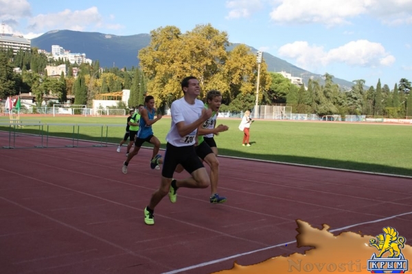 Призёры чемпионата и первенства Республики Крым по легкой атлетике определены в Ялте (ФОТО) - «Спорт Крыма» Призёры чемпионата и первенства Республики Крым по легкой атлетике определены в Ялте (ФОТО) - «Спорт Крыма»
