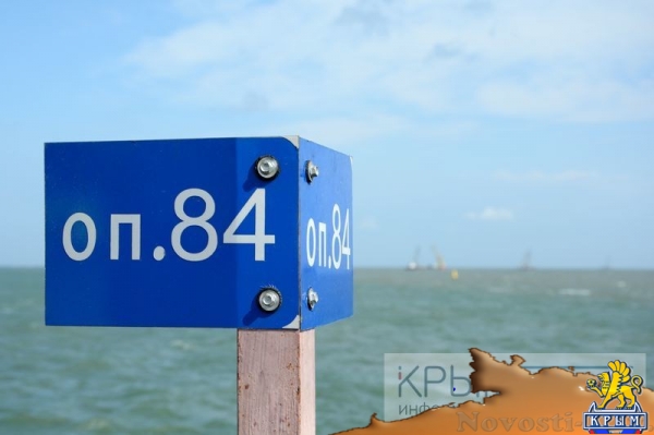 Крымский мост шагнул в море - «Возвращение в Россию» Крымский мост шагнул в море - «Возвращение в Россию»