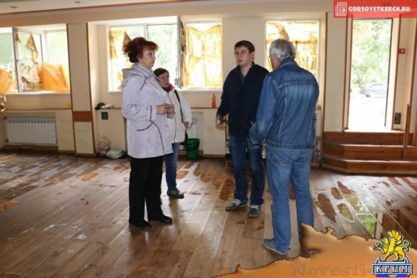На затопленное помещение общества инвалидов, наконец, обратили внимание - «Керчь»