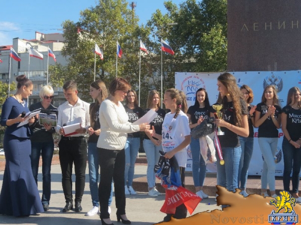 В честь Всероссийского дня бега в столице Республики Крым прошли два легкоатлетических пробега «Кросса нации» (ФОТО) - «Общество Крыма»