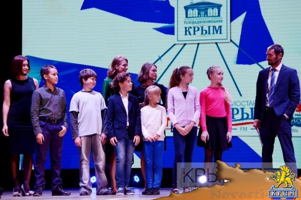 Крымский вице-премьер на праздновании двухлетия ТРК «Крым» назвал ее достоянием республики (ФОТО) - «Туризм Крыма» Крымский вице-премьер на праздновании двухлетия ТРК «Крым» назвал ее достоянием республики (ФОТО) - «Туризм Крыма»