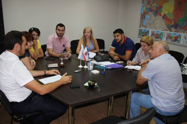 Александр Спиридонов предлагает вступить в общественный совет при Госкомрегистре представителям СМИ, блогерам и активным интернет-пользователям - «Госкомрегистр»