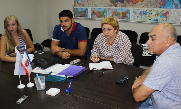 Александр Спиридонов предлагает вступить в общественный совет при Госкомрегистре представителям СМИ, блогерам и активным интернет-пользователям - «Госкомрегистр»