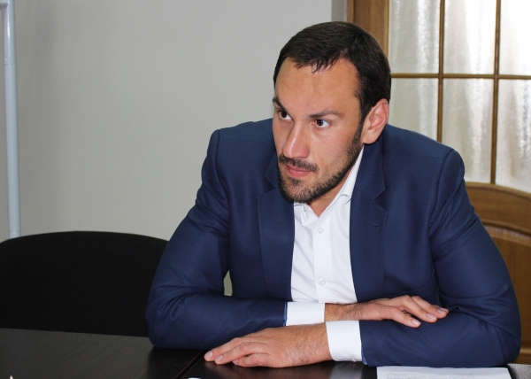 Специалисты Госкомрегистра поставили на кадастровый учёт 400 общежитий по Республике Крым - Александр Спиридонов - «Госкомрегистр»