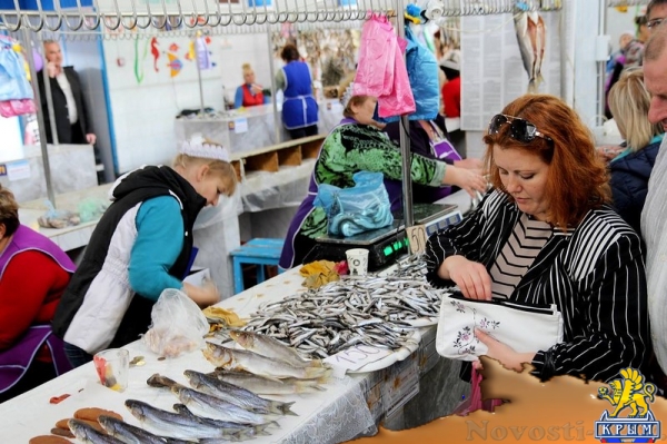 На прошлогодней хамсе продолжают спекулировать - «Керчь»