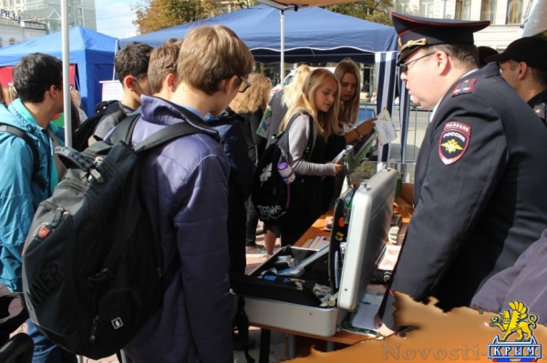 В центре Симферополя безработным предложили более 10 тысяч вакансий (ФОТО) - «Симферополь»