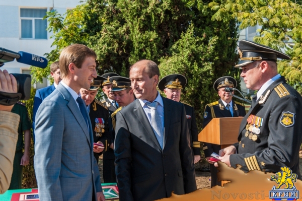 В Севастополе открыли памятник адмиралу Горшкову (ФОТОРЕПОРТАЖ) - «Общество Крыма» В Севастополе открыли памятник адмиралу Горшкову (ФОТОРЕПОРТАЖ) - «Общество Крыма»