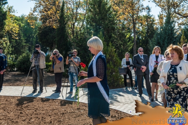 В Севастополе открыли памятник адмиралу Горшкову (ФОТОРЕПОРТАЖ) - «Общество Крыма» В Севастополе открыли памятник адмиралу Горшкову (ФОТОРЕПОРТАЖ) - «Общество Крыма»