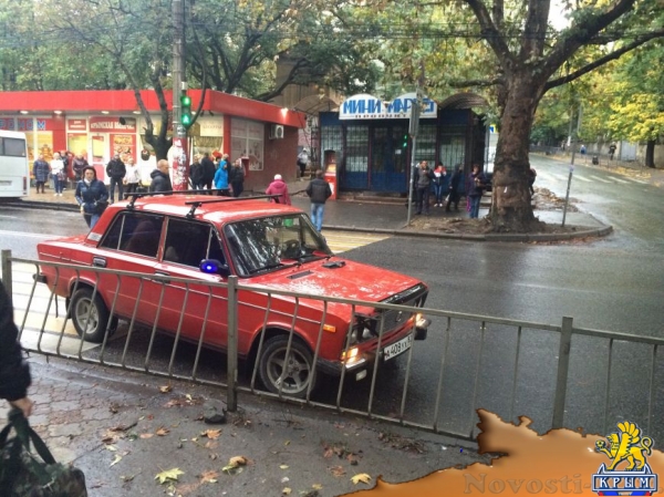 В Симферополе возле больницы им. Семашко сбили торопящегося пешехода (ФОТО) - «Симферополь» В Симферополе возле больницы им. Семашко сбили торопящегося пешехода (ФОТО) - «Симферополь»