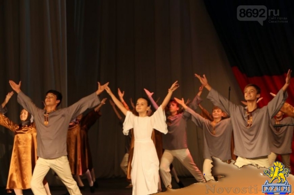 Педагогов Севастополя наградили в честь профессионального праздника  - «Культура»