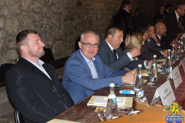 Российско-итальянское совместное производство будет создано в Крыму – глава правления ЯМЭФ (ФОТО) - «70 лет Победы»