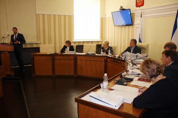 Росреестр попросил руководство Республики Крым поддержать продление делегированных Госкомрегистру федеральных полномочий до 2019 года - «Госкомрегистр»