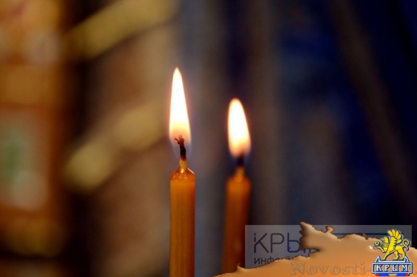 Поклонская в Симферополе приняла участие в освящении прокурорской часовни и получила икону Николая II с сыном (ФОТО, ВИДЕО) - «Политика Крыма» Поклонская в Симферополе приняла участие в освящении прокурорской часовни и получила икону Николая II с сыном (ФОТО, ВИДЕО) - «Политика Крыма»