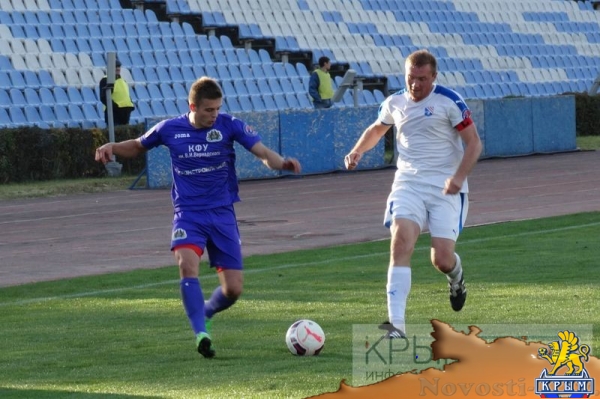 Лидирующие в чемпионате Премьер-лиги КФС «Крымтеплица» и «ТСК-Таврия» выиграли субботние матчи 10-го тура (ФОТО) - «Политика Крыма»