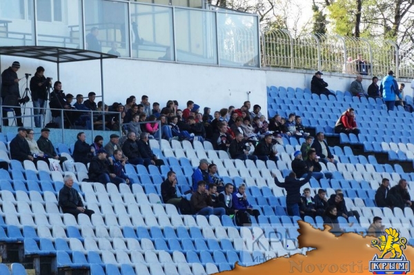 Лидирующие в чемпионате Премьер-лиги КФС «Крымтеплица» и «ТСК-Таврия» выиграли субботние матчи 10-го тура (ФОТО) - «Политика Крыма»