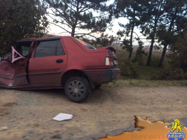 Неприятное свидание: На трассе Симферополь-Севастополь в ДТП попали фура и две легковушки (ФОТО, ВИДЕО, обновлено) - «Симферополь»