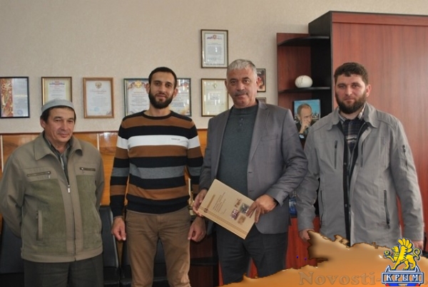 Первый том книги «Свод памятников истории, архитектуры и культуры крымских татар» издан в Симферополе (ФОТО) - «Культура Крыма»