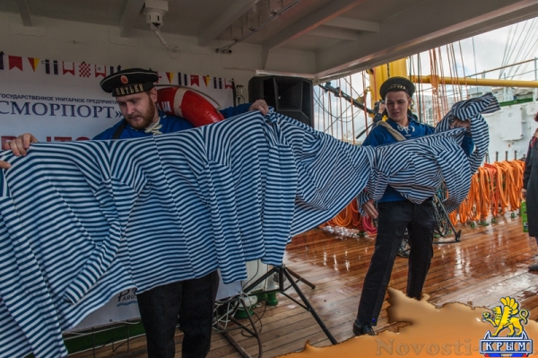 «Херсонес» поднимает паруса» (ФОТОРЕПОРТАЖ) - «Общество Крыма»