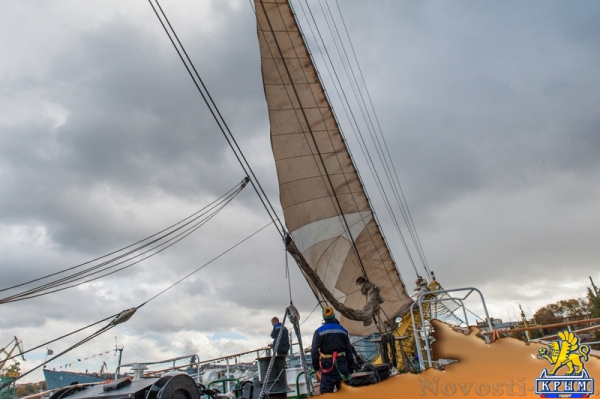 «Херсонес» поднимает паруса» (ФОТОРЕПОРТАЖ) - «Общество Крыма»