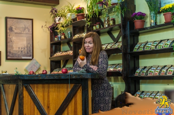 «Очей очарованье»: в Никитском ботаническом саду открыли Бал хризантем (ФОТОРЕПОРТАЖ) - «Общество Крыма»