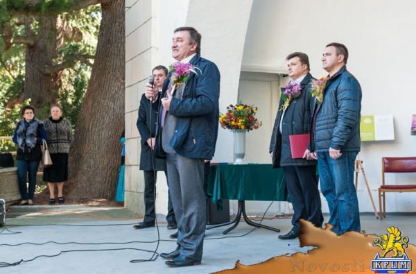 «Очей очарованье»: в Никитском ботаническом саду открыли Бал хризантем (ФОТОРЕПОРТАЖ) - «Общество Крыма»