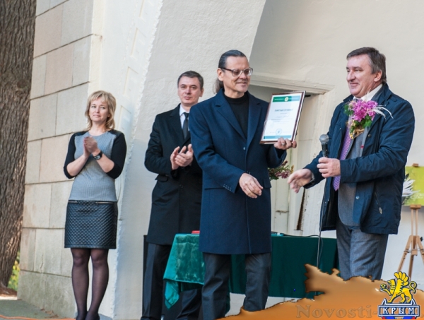 «Очей очарованье»: в Никитском ботаническом саду открыли Бал хризантем (ФОТОРЕПОРТАЖ) - «Общество Крыма»