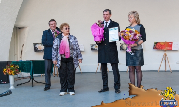 «Очей очарованье»: в Никитском ботаническом саду открыли Бал хризантем (ФОТОРЕПОРТАЖ) - «Общество Крыма»