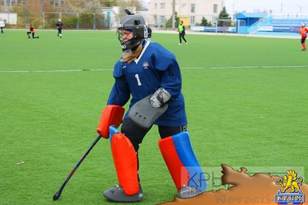 Сборная Москвы для девушек до 14 лет по хоккею на траве тренируется в Евпатории (ФОТО) - «Спорт Крыма»
