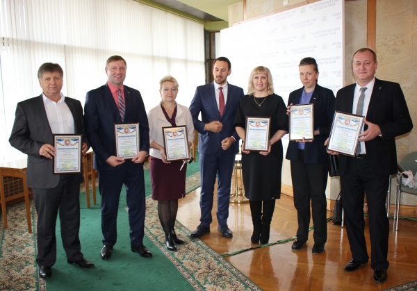 Эффективное взаимодействие всех органов власти Крыма способствует развитию учетно-регистрационной сферы и процветанию республики — Александр Спиридонов - «Госкомрегистр»