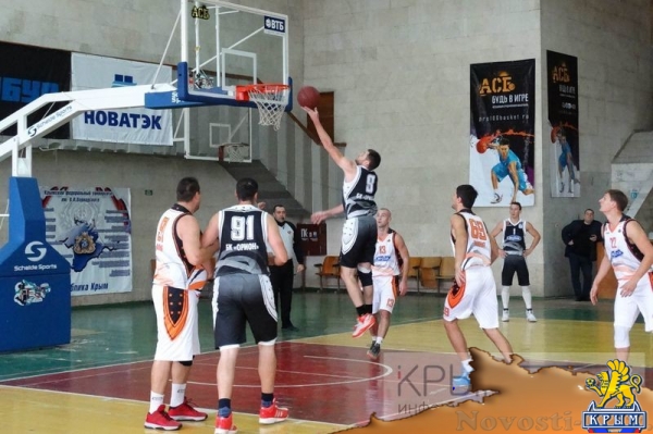 Ялтинская «Волна» стала лидером мужского баскетбольного чемпионата Крыма (ФОТО) - «Туризм Крыма»