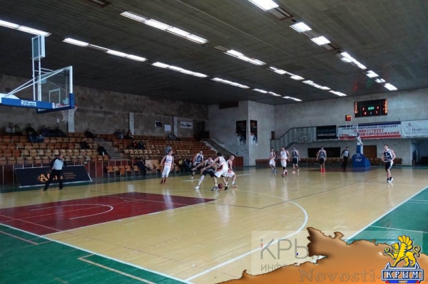 Ялтинская «Волна» стала лидером мужского баскетбольного чемпионата Крыма (ФОТО) - «Туризм Крыма»