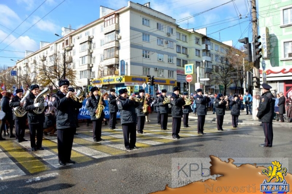 Мероприятия по случаю Дня народного единства в Симферополе - «70 лет Победы»
