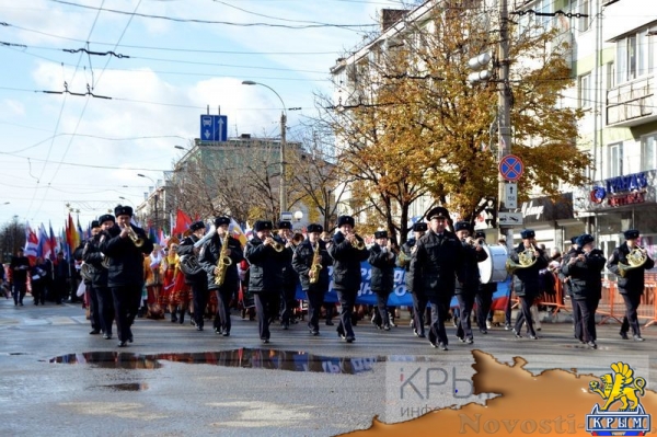 Мероприятия по случаю Дня народного единства в Симферополе - «70 лет Победы»
