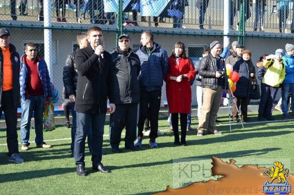 Крымские команды заняли 15 призовых мест на осеннем детско-юношеском футбольном турнире «ArenaYevpatoriaCup-2016» (ФОТО) - «Политика Крыма»