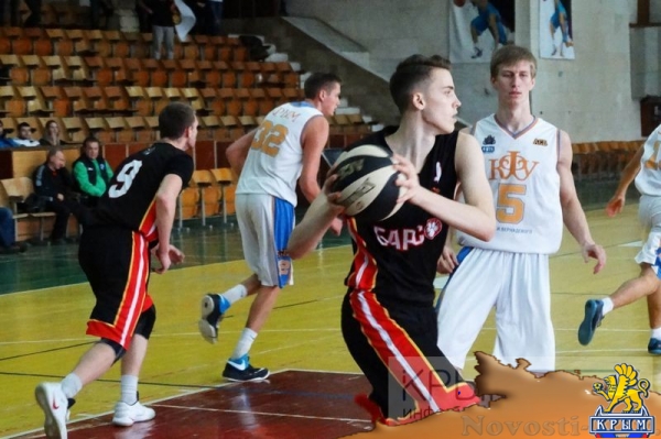 Крымские баскетболисты дважды победили гостей из Ростова-на-Дону в Студенческой лиге ВТБ (ФОТО) - «Возвращение в Россию»