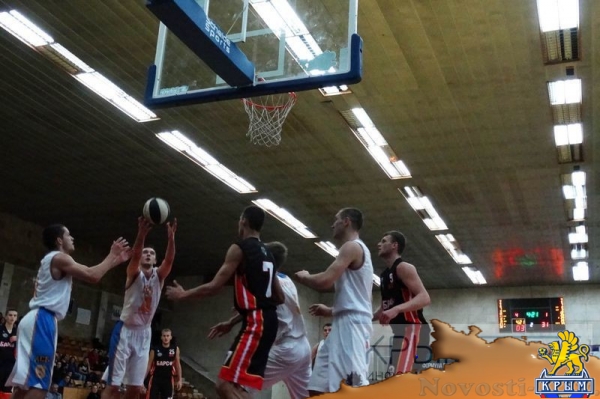Крымские баскетболисты дважды победили гостей из Ростова-на-Дону в Студенческой лиге ВТБ (ФОТО) - «Возвращение в Россию»