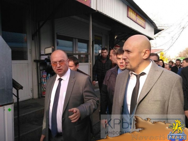 Снос шести незаконных торговых объектов начался на Центральном рынке Симферополя – двое владельцев отказались от самостоятельного демонтажа (ФОТО) - «Общество Крыма»