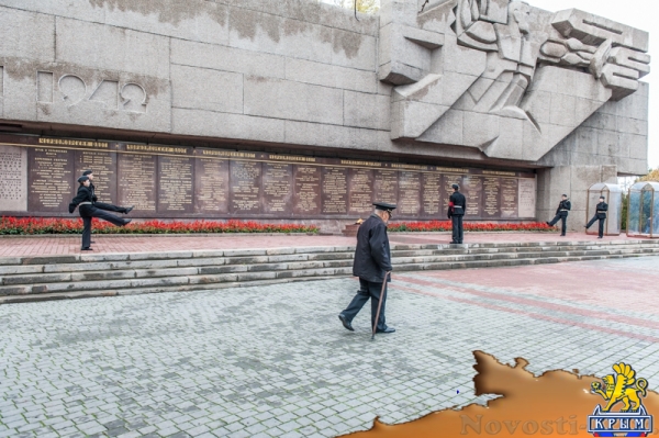 Севастополь отпраздновал День народного единства «по-особенному радостно» (ФОТОРЕПОРТАЖ) - «Общество Крыма»