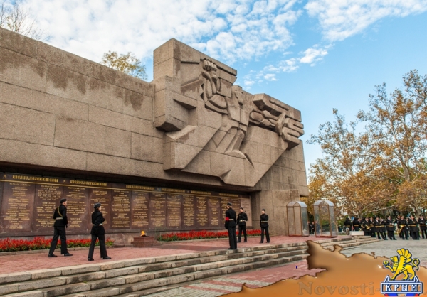 Севастополь отпраздновал День народного единства «по-особенному радостно» (ФОТОРЕПОРТАЖ) - «Общество Крыма»