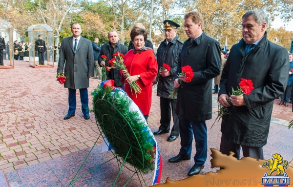 Севастополь отпраздновал День народного единства «по-особенному радостно» (ФОТОРЕПОРТАЖ) - «Общество Крыма»