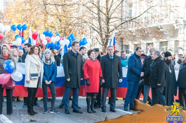 Севастополь отпраздновал День народного единства «по-особенному радостно» (ФОТОРЕПОРТАЖ) - «Общество Крыма»