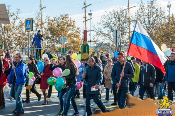 Севастополь отпраздновал День народного единства «по-особенному радостно» (ФОТОРЕПОРТАЖ) - «Общество Крыма»
