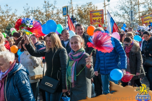 Севастополь отпраздновал День народного единства «по-особенному радостно» (ФОТОРЕПОРТАЖ) - «Общество Крыма»