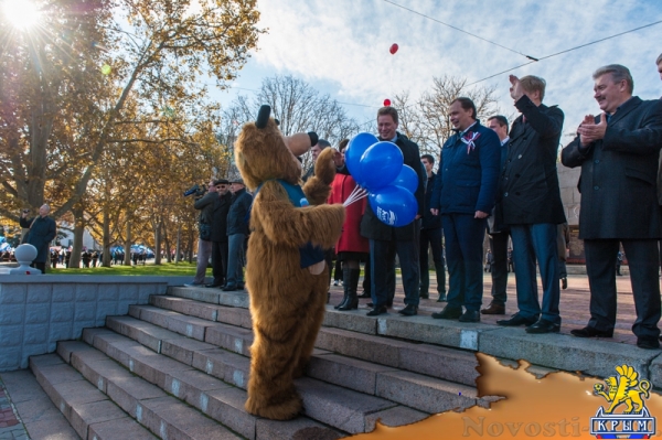 Севастополь отпраздновал День народного единства «по-особенному радостно» (ФОТОРЕПОРТАЖ) - «Общество Крыма»