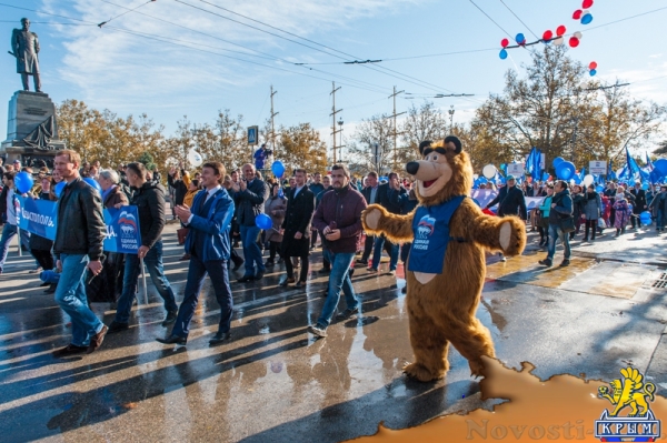 Севастополь отпраздновал День народного единства «по-особенному радостно» (ФОТОРЕПОРТАЖ) - «Общество Крыма»