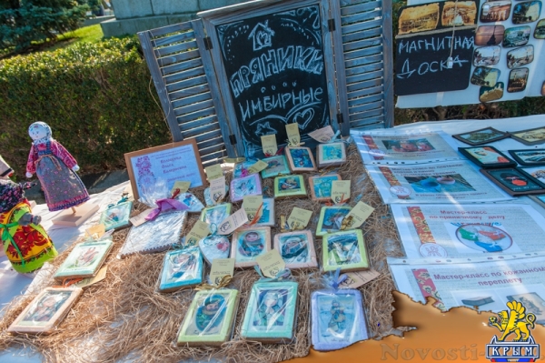 Севастополь отпраздновал День народного единства «по-особенному радостно» (ФОТОРЕПОРТАЖ) - «Общество Крыма»