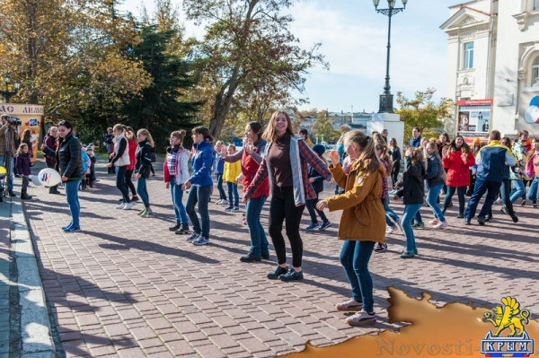 Севастополь отпраздновал День народного единства «по-особенному радостно» (ФОТОРЕПОРТАЖ) - «Общество Крыма»