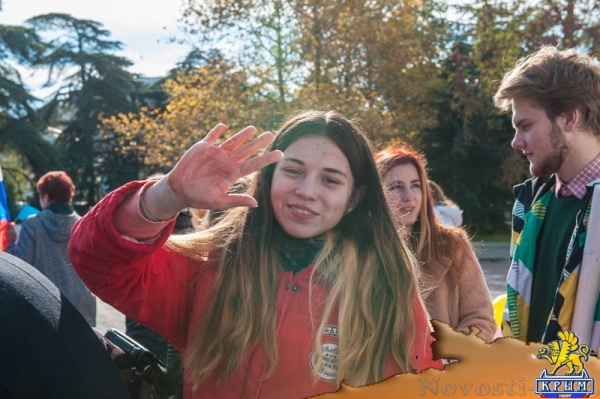 Севастополь отпраздновал День народного единства «по-особенному радостно» (ФОТОРЕПОРТАЖ) - «Общество Крыма»